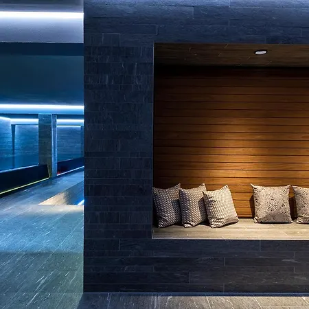 Hotel Loev - Vela 4*