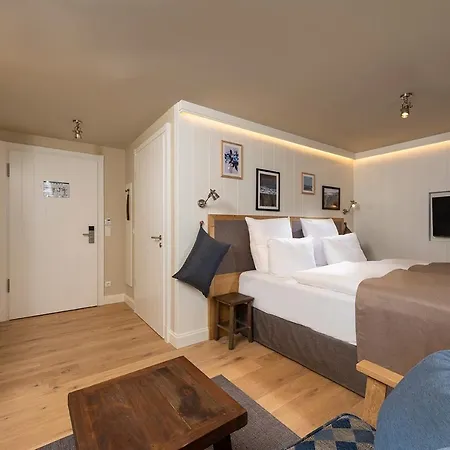 Loev - Vela Hotel