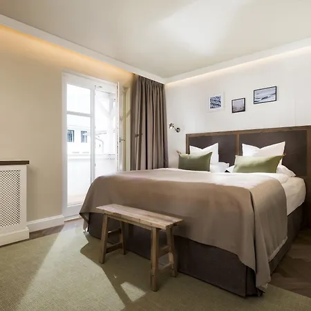 Loev - Vela Hotel Binz