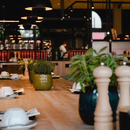 Loev - Vela Hotel Binz