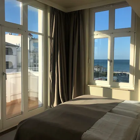 Loev - Vela Hotel