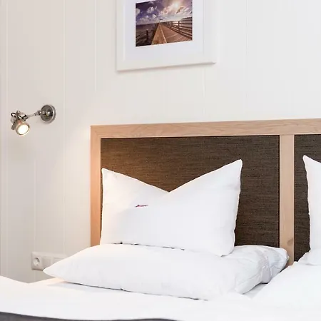 Loev Rügen 4*